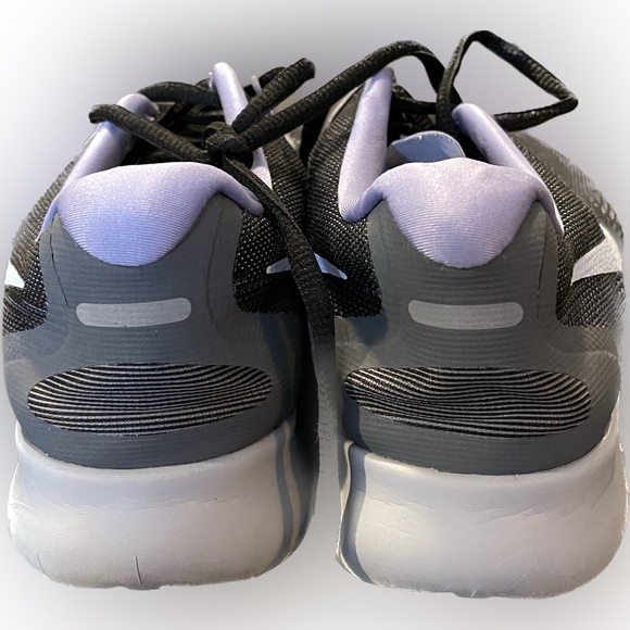 Women’s Nike Free Run Size 9 Shoes - Picture 3 of 4